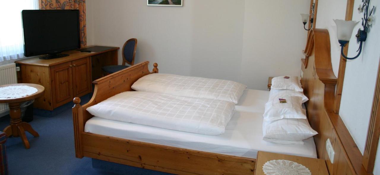 Landhotel Gasthof Huber Merching Buitenkant foto