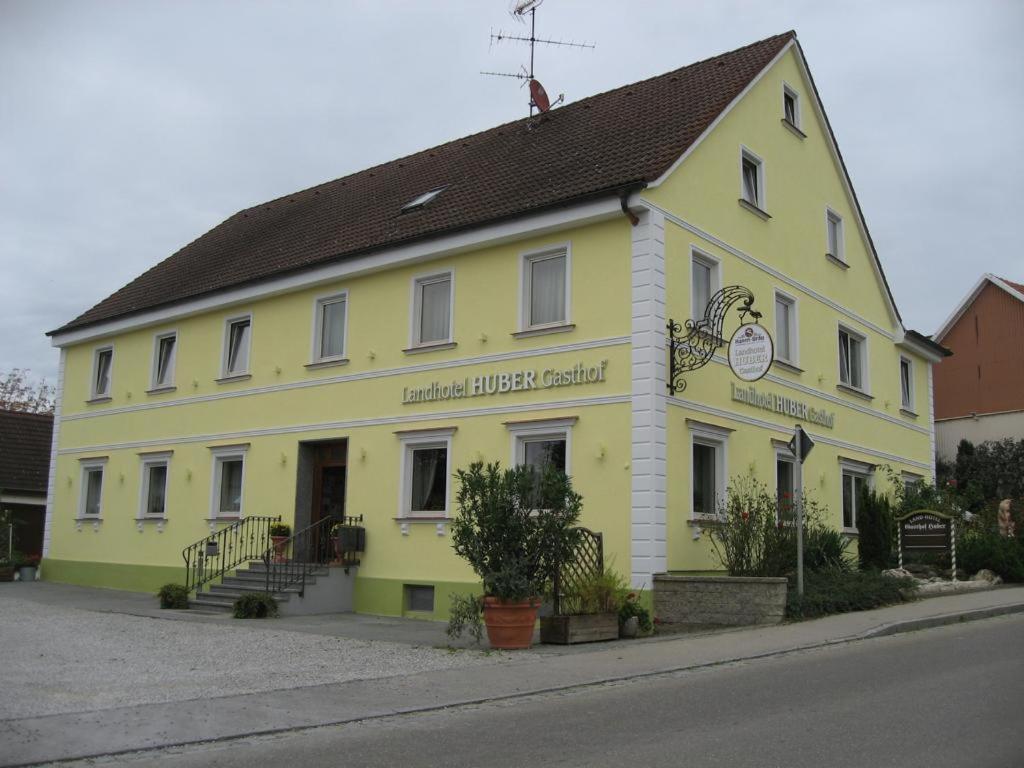 Landhotel Gasthof Huber Merching Buitenkant foto