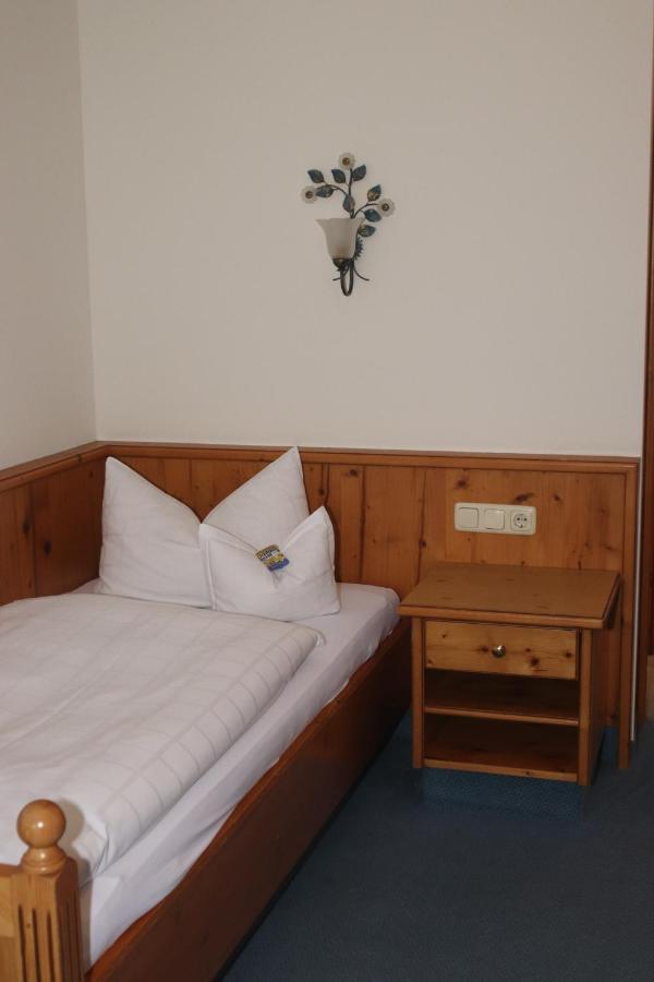 Landhotel Gasthof Huber Merching Buitenkant foto