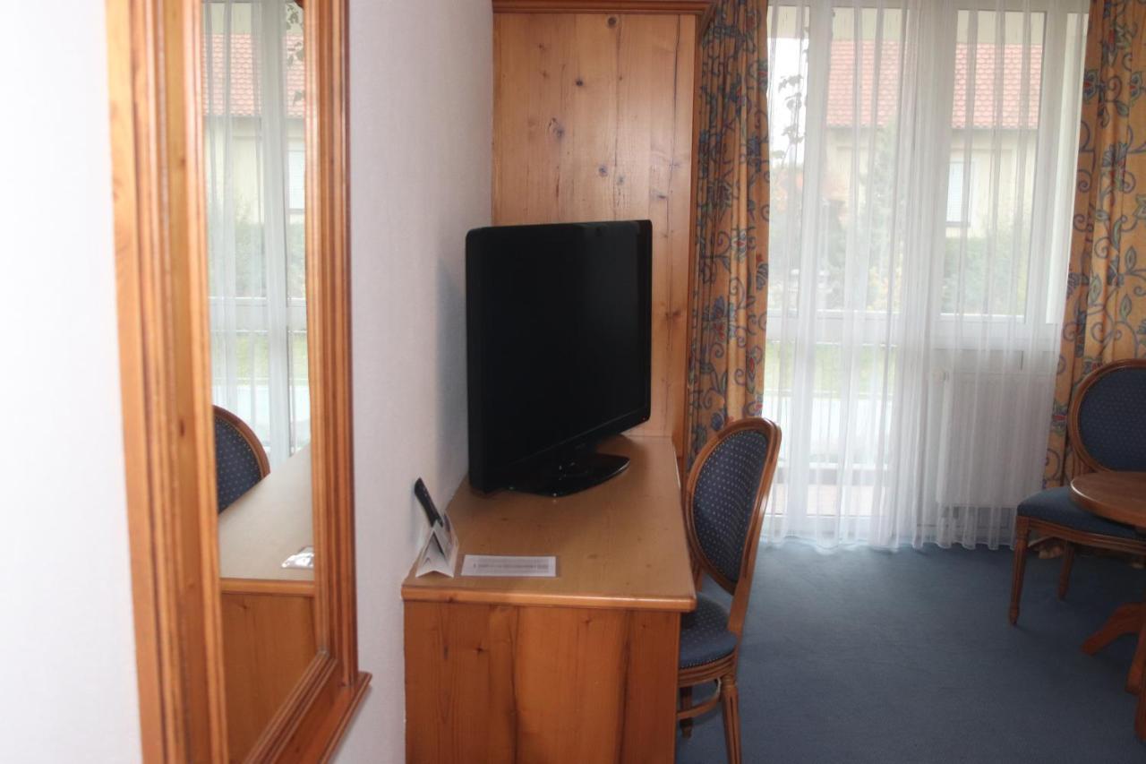 Landhotel Gasthof Huber Merching Buitenkant foto
